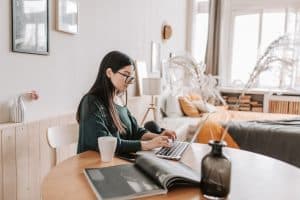 Snack content B2B Gana atención en tus newsletters